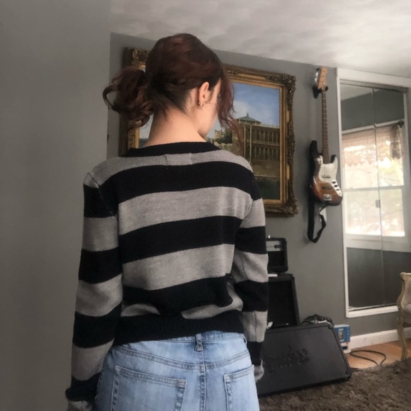 BLACK AND GRAY STRIPPED SWEATER - Picture 4 of 4